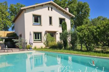 Maison avec jardin et piscine