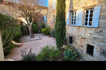 Grande maison de village avec chambre d'hotes